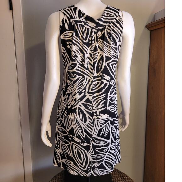 EN FOCUS Studio Crochet Zebra Safari Tunic Dress 8 Indie Graphic Old Money - Picture 5 of 9